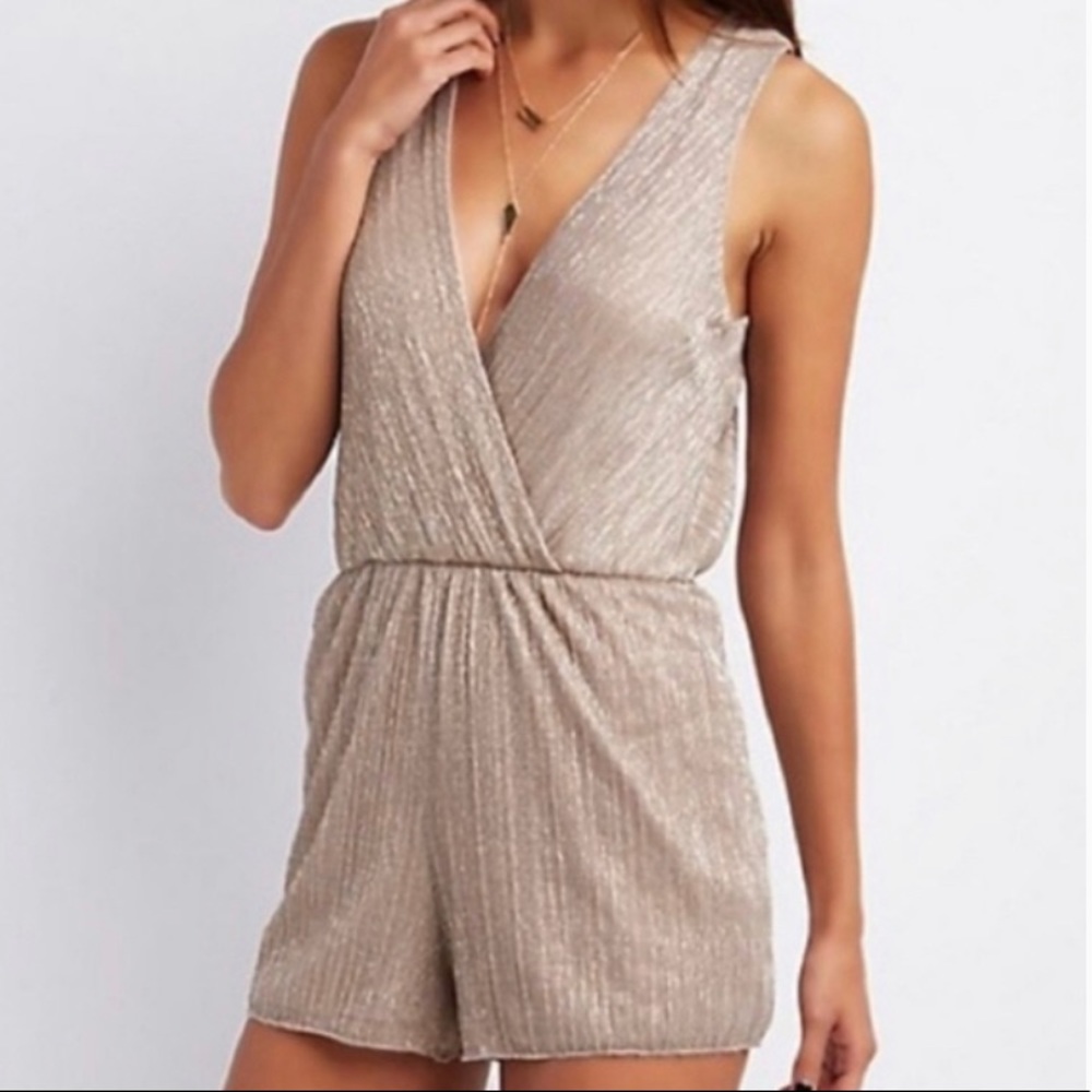Gold romper - Picture 2 of 12